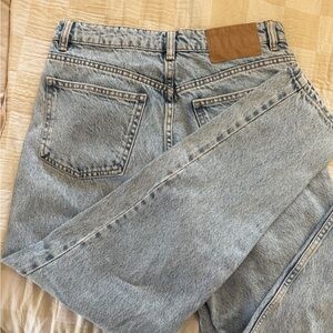 Zara Light Wash Denim Jeans